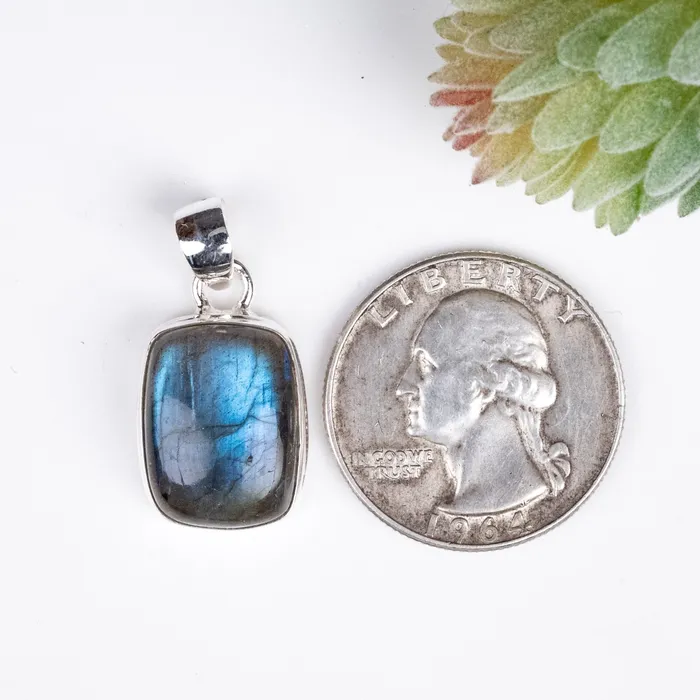 Necklaces InnerVision Crystals Labradorite Pendant 448 g 27x13mm 925 Silver